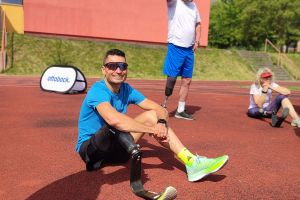 Škola chůze a nová aplikace pro amputáře. Svůj příběh vypráví cyklista Jiří Ježek i fyzioterapeutka